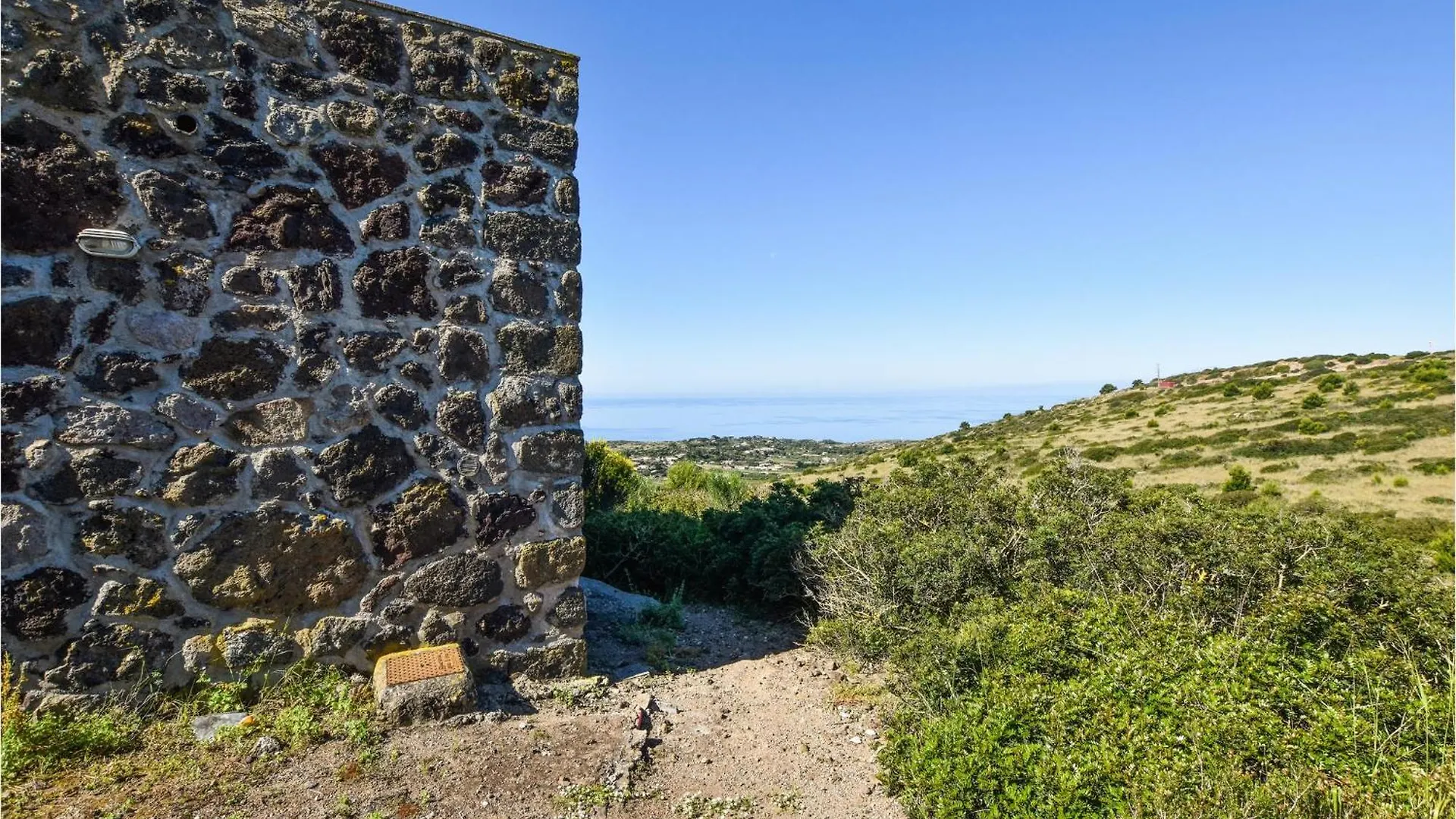 Amazing Home In Ustica With House Sea View Isola di Ustica Holiday home