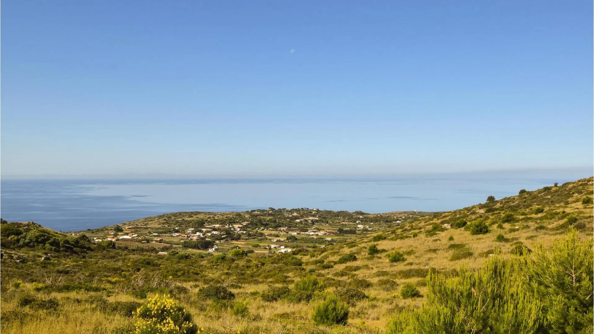 Amazing Home In Ustica With House Sea View Isola di Ustica Italy